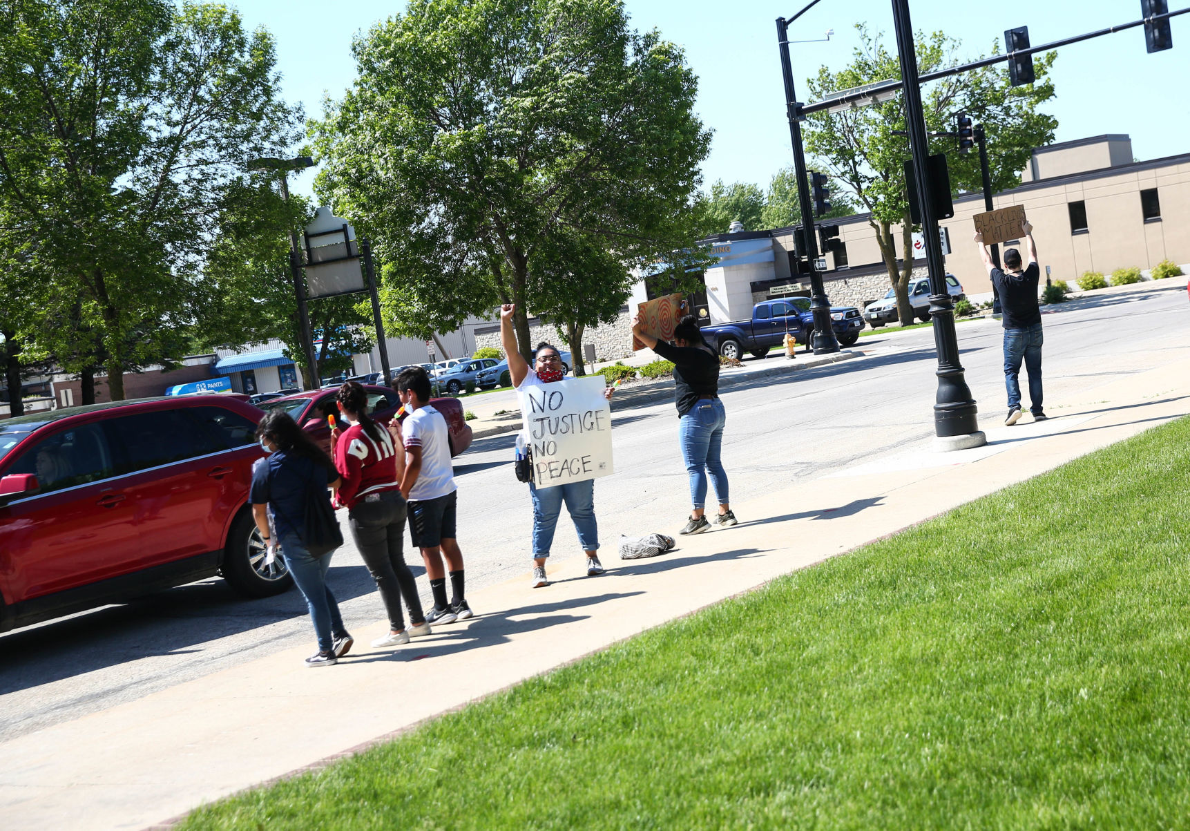 #BlackLivesMatter protest Mason City June 1 (44).jpg